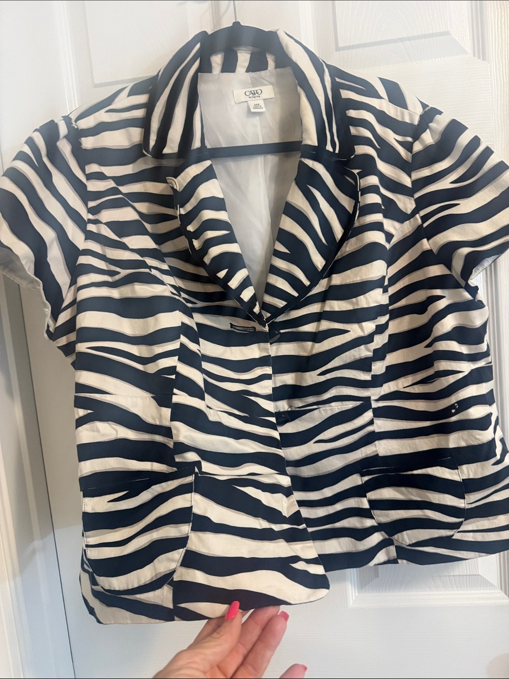 Cato Black & White Zebra-Print Short Sleeve Blazer